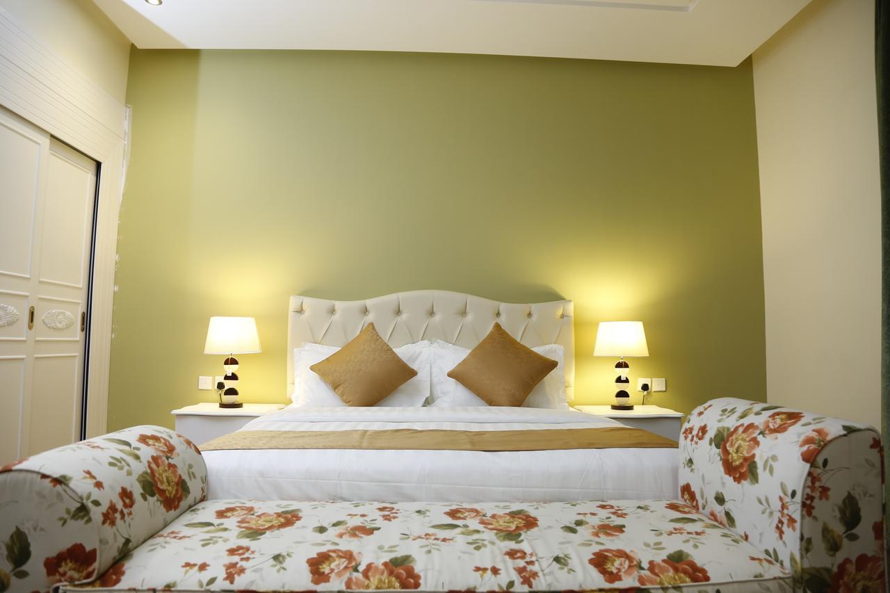 Flora Hotel Suite 2 فلورا2 للشقق المخدومة Riyadh Ngoại thất bức ảnh